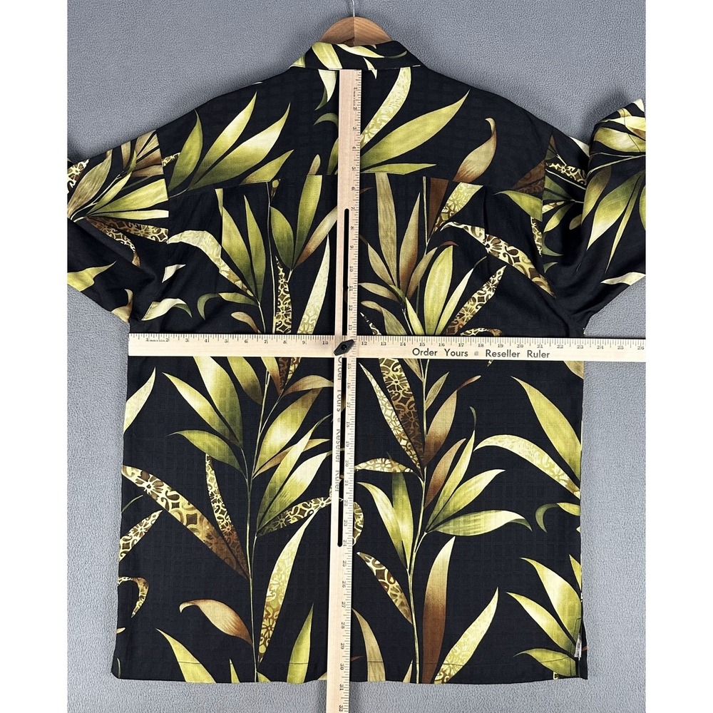 Tommy Bahama Shirt Medium Black Silk Bamboo Floral Tropical Camp Hawaiian - Picture 5 of 6